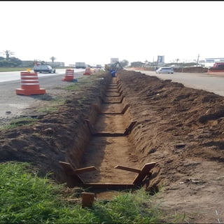 Construção de vias de acesso as quadras M e N do CIS no Núcleo da BR-324.