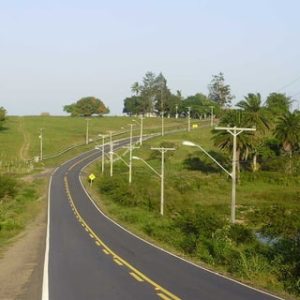 Serviço de restauração em CBUQ, na Rodovia BA 501.